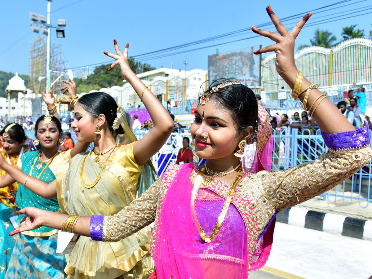 Kalpavriksha Vahanam in Tirumala Photo Gallery - Sakshi24