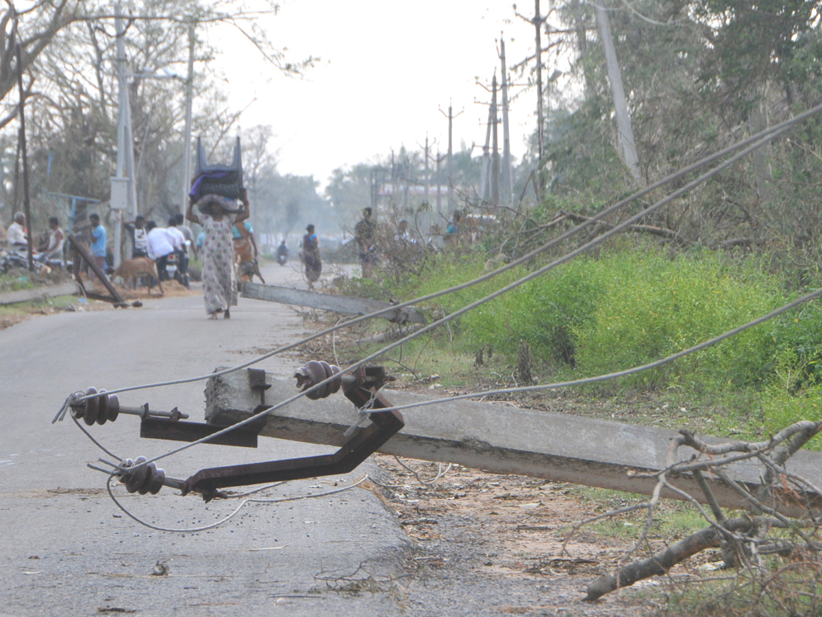 Effects Of Cyclone Titli In Srikakulam Photo Gallery - Sakshi9