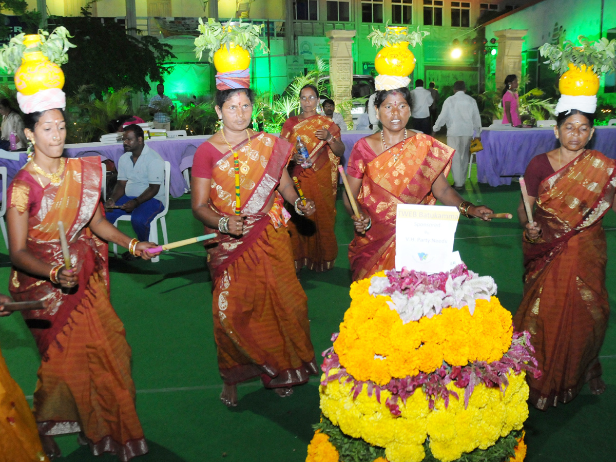 bathukamma celebrations Photo Gallery - Sakshi13