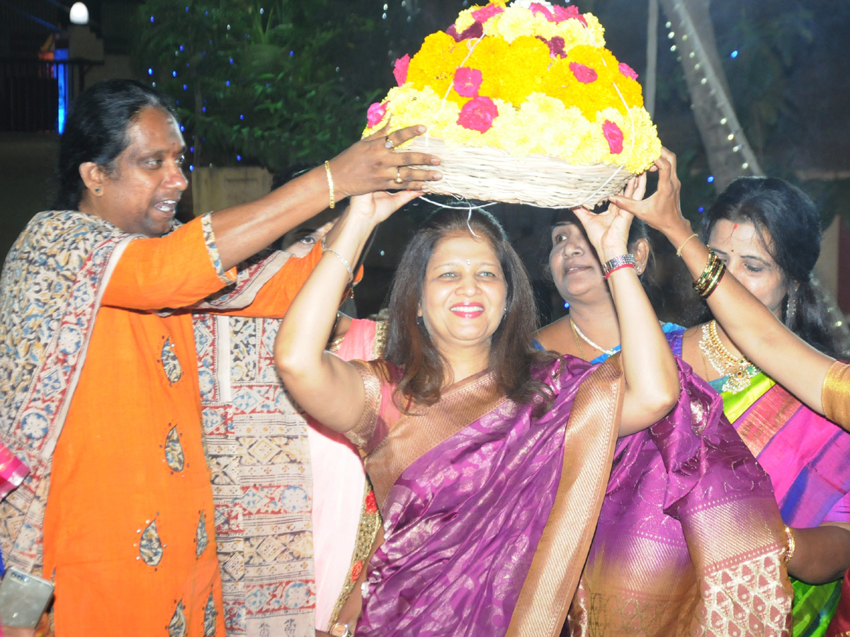 bathukamma celebrations Photo Gallery - Sakshi19