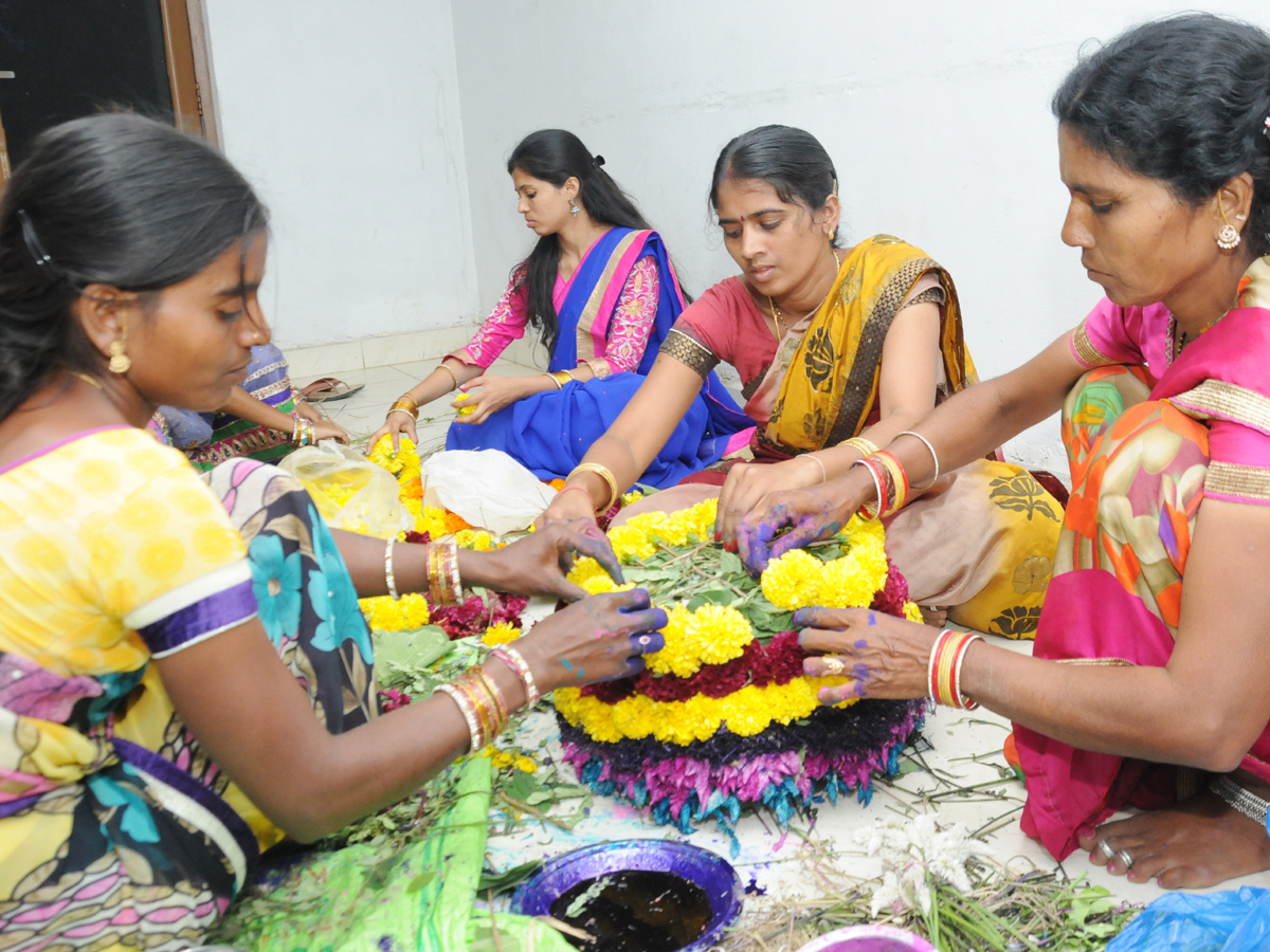 bathukamma celebrations Photo Gallery - Sakshi21