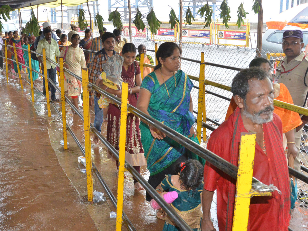 Heavy Rainfall At Vijayawada Durga Temple  - Sakshi4