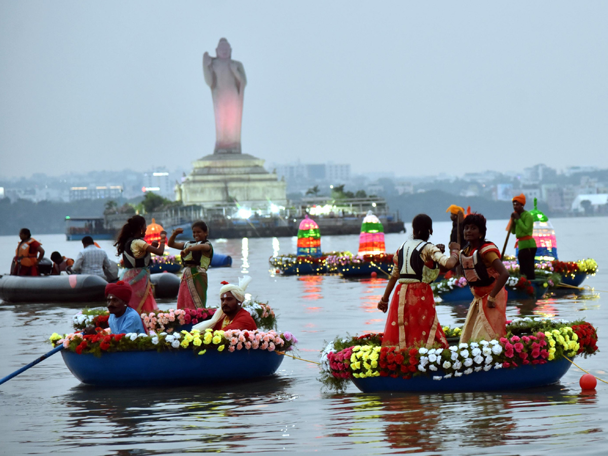 Bathukamma Celebrations Laser Show at Hussain Sagar Photo Gallery - Sakshi1