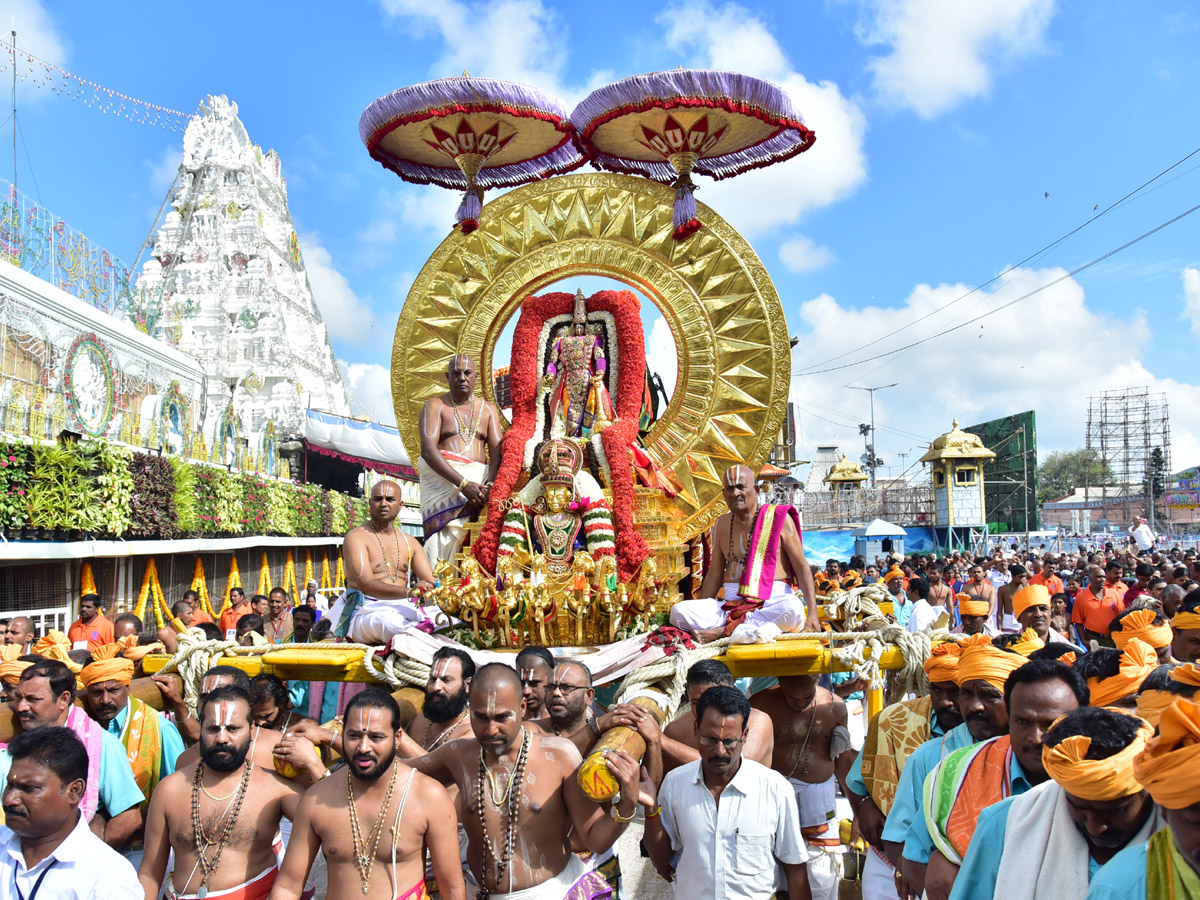 Tirumala Tirupati Brahmotsavam 2018 Photo Gallery - Sakshi1