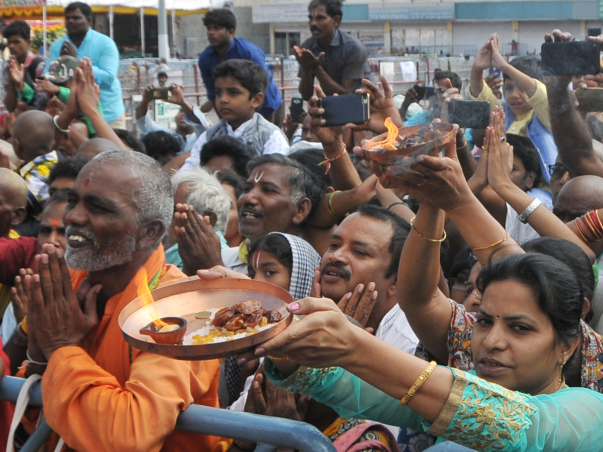 Tirumala Tirupati Brahmotsavam 2018 Photo Gallery - Sakshi16