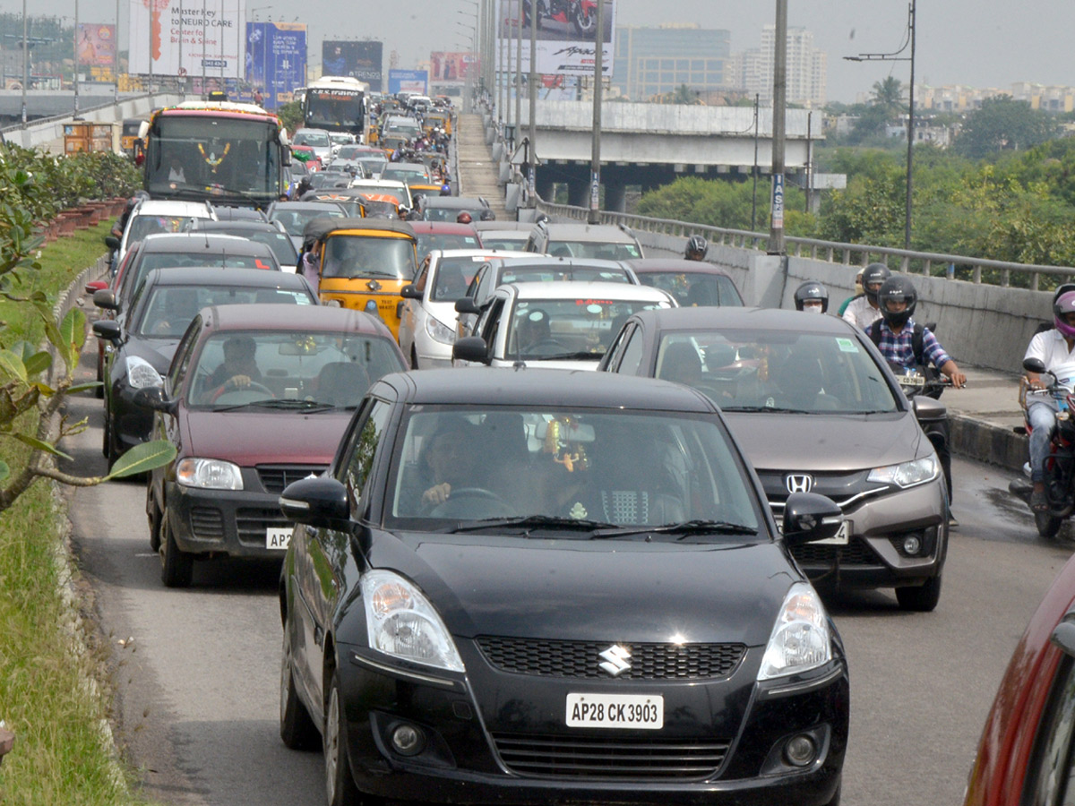 Heavy Rain in Hyderabad Photo Gallery - Sakshi14