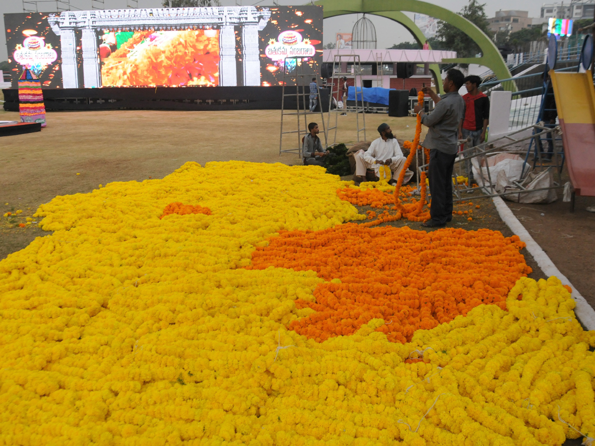 bathukamma celebrations 2018 Photo Gallery - Sakshi12