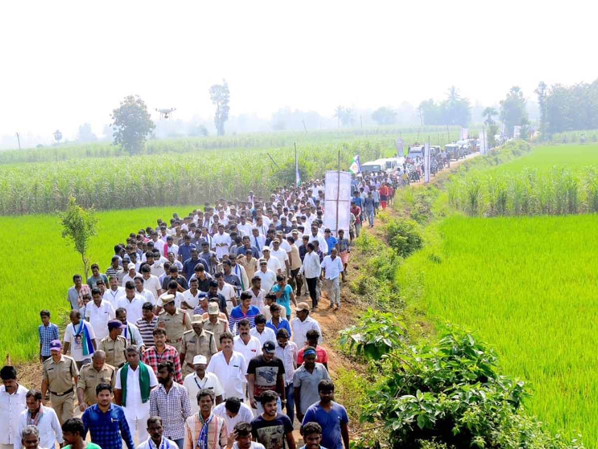  YS Jagan PrajaSankalpaYatra Day 288 Photo Gallery - Sakshi2