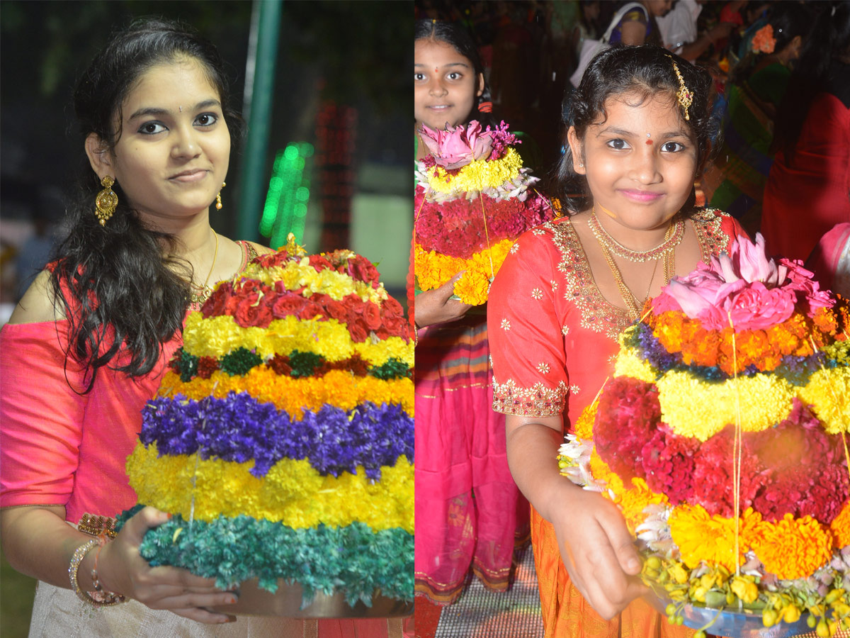 Saddula Bathukamma in full swing at Tank Bund Photo Gallery - Sakshi11