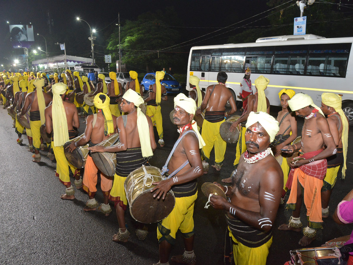 Saddula Bathukamma in full swing at Tank Bund Photo Gallery - Sakshi12