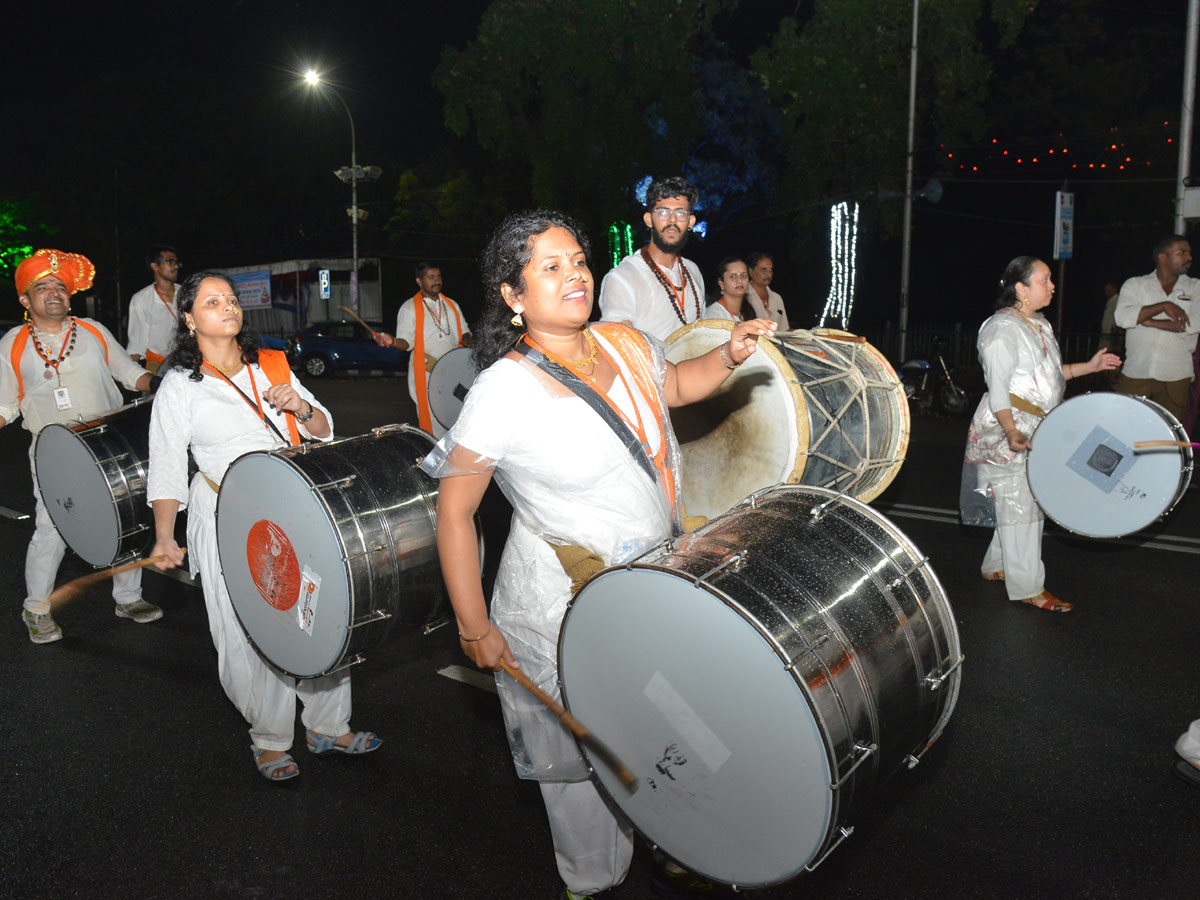 Saddula Bathukamma in full swing at Tank Bund Photo Gallery - Sakshi3