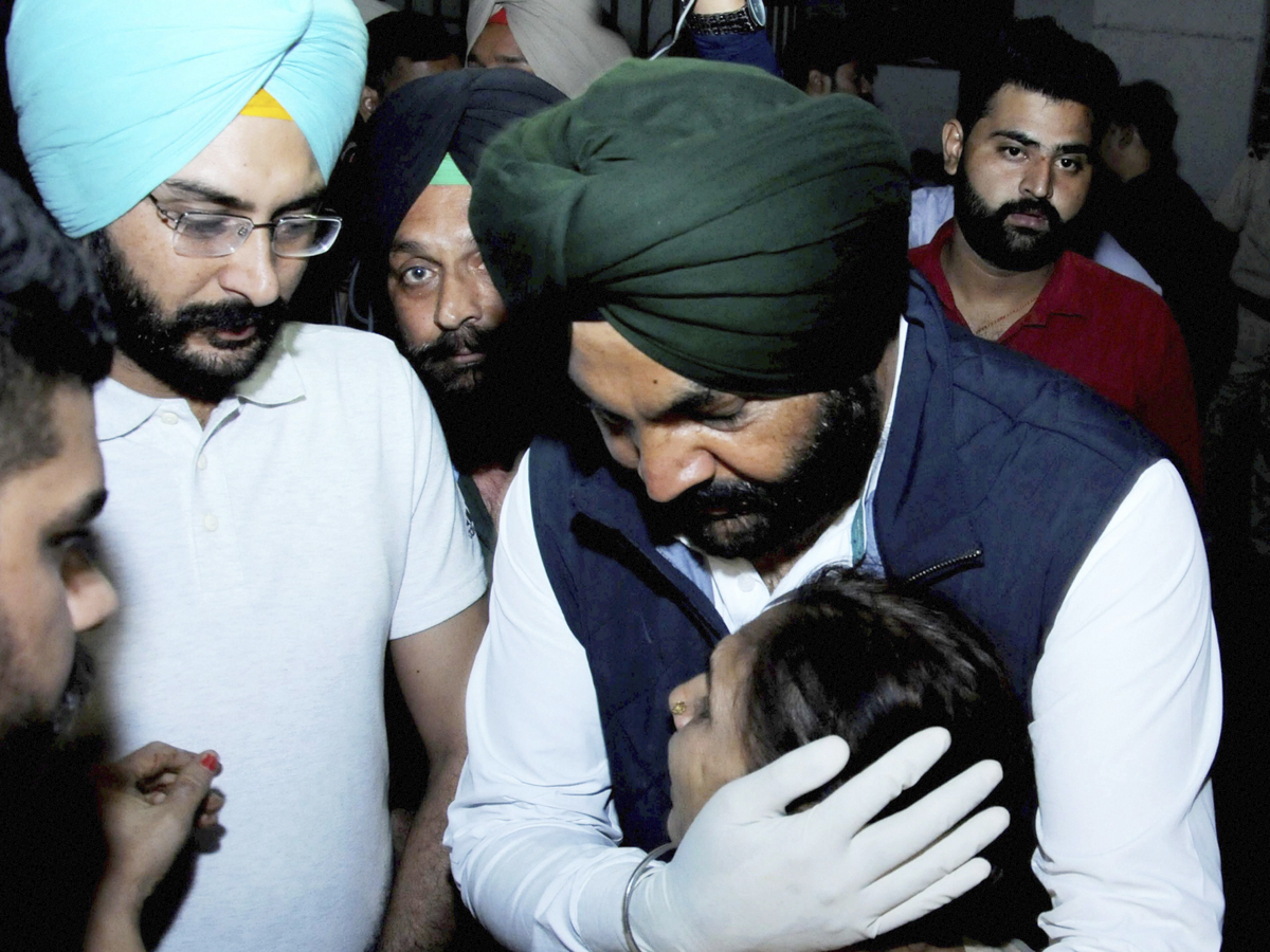 Train accident in Amritsar Photo Gallery - Sakshi24