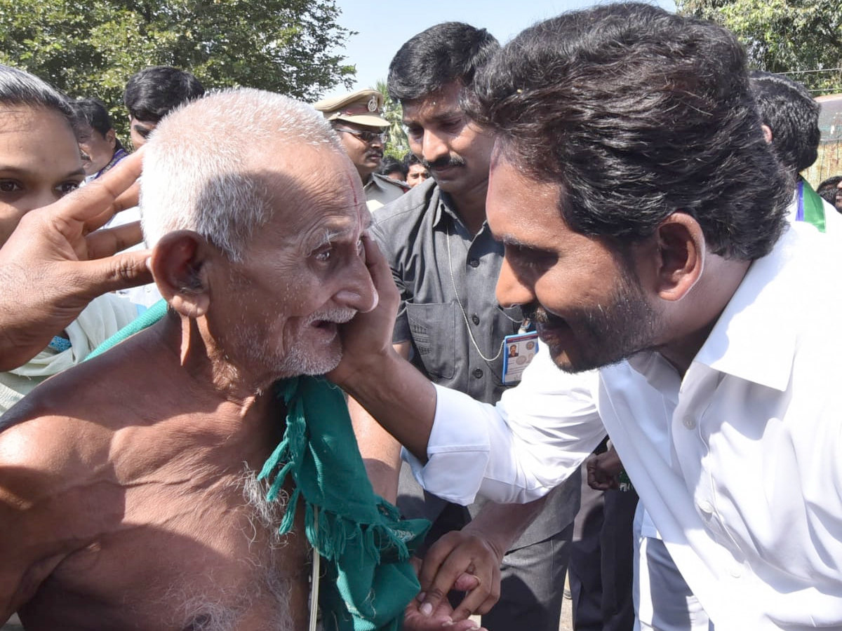 YS Jagan PrajaSankalpaYatra Day 289 Photo Gallery - Sakshi4