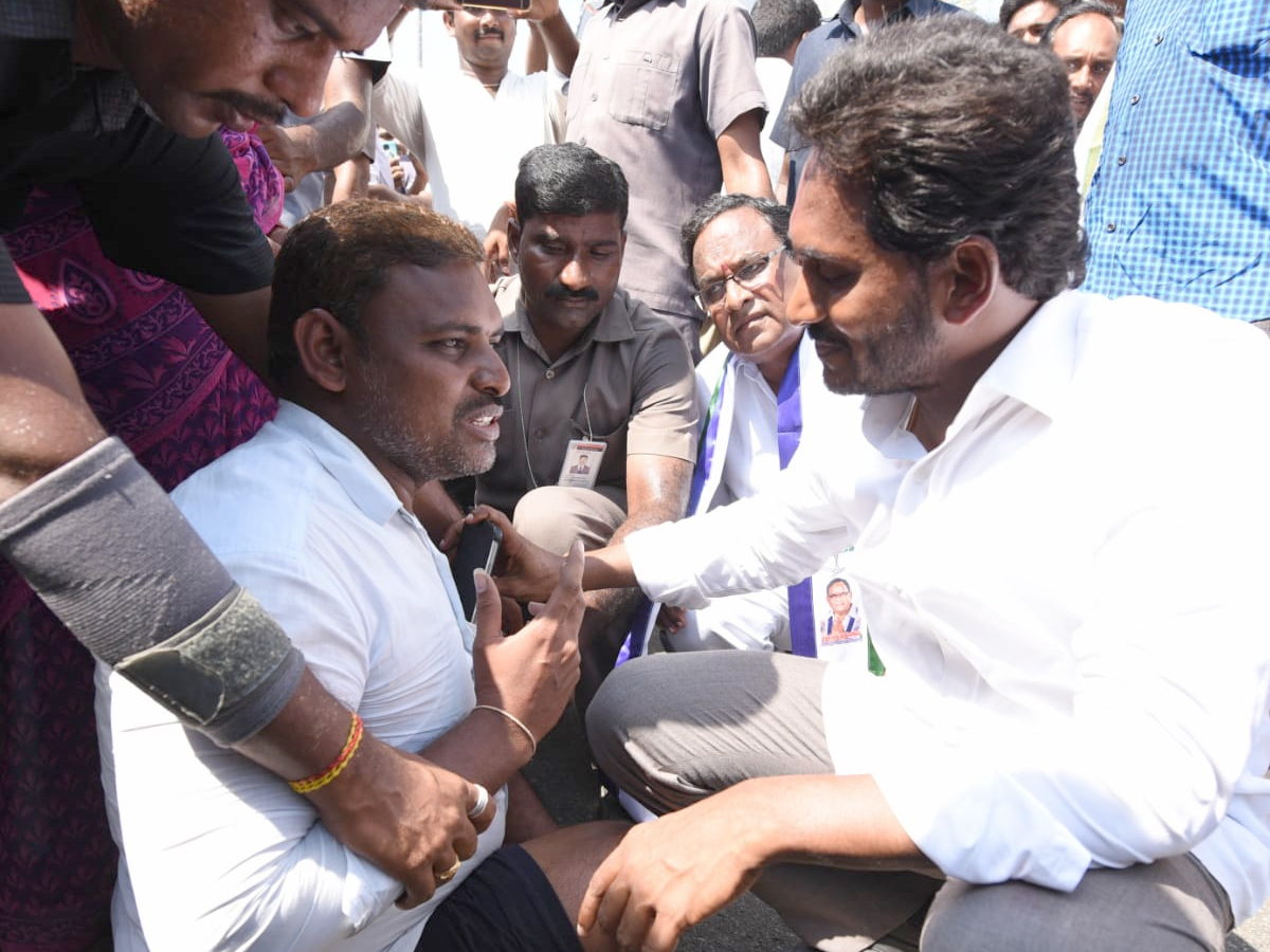 YS Jagan PrajaSankalpaYatra Day 289 Photo Gallery - Sakshi37