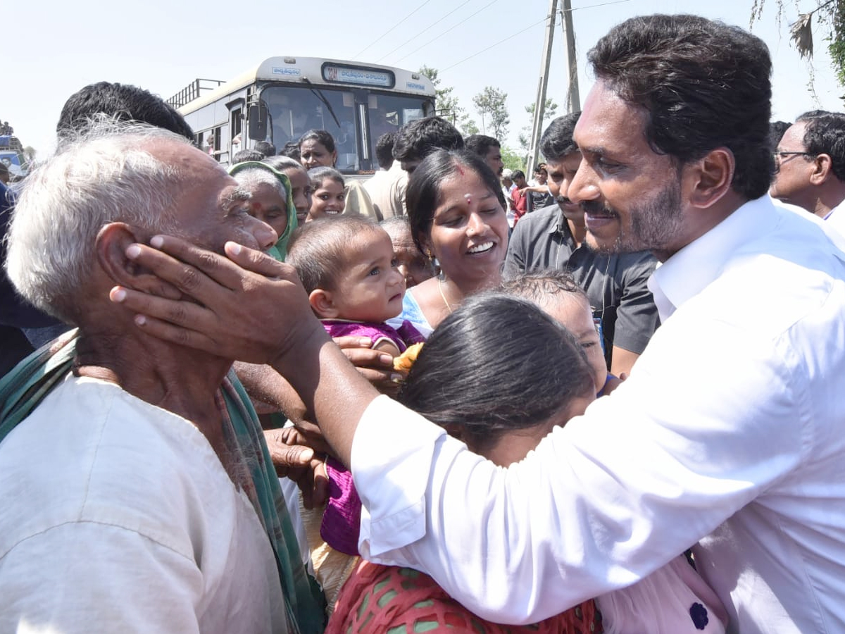 YS Jagan PrajaSankalpaYatra Day 289 Photo Gallery - Sakshi41