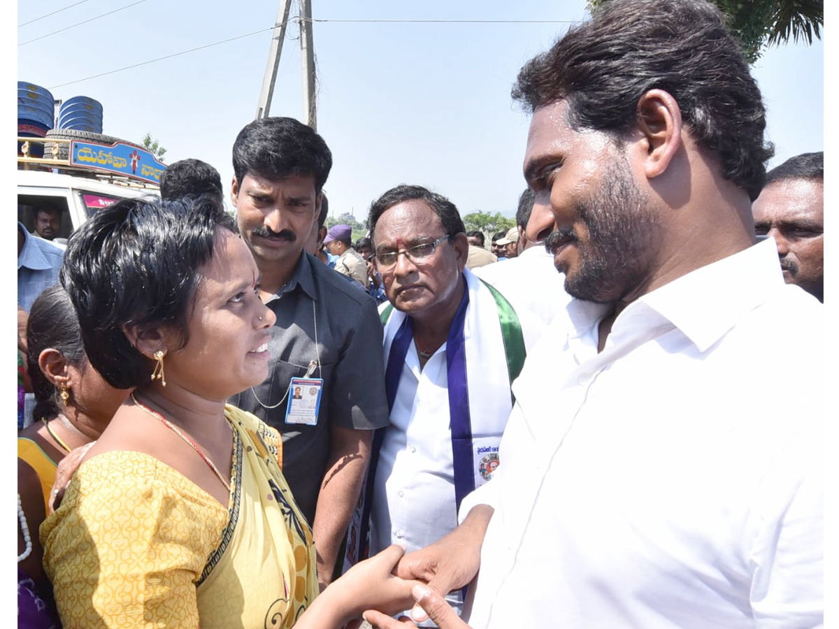 YS Jagan PrajaSankalpaYatra Day 289 Photo Gallery - Sakshi47