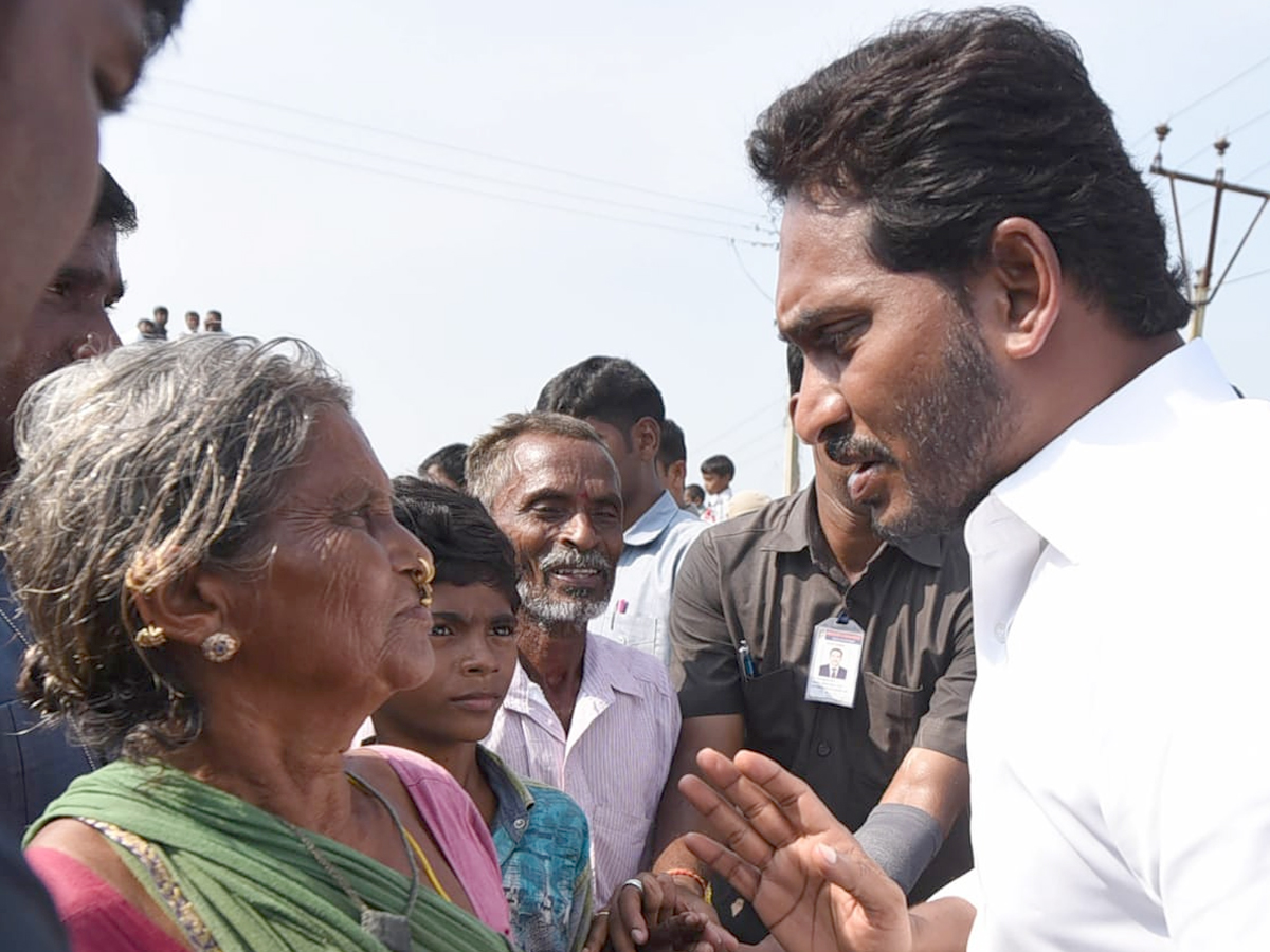 YS Jagan PrajaSankalpaYatra Day 290 Photo Gallery - Sakshi4