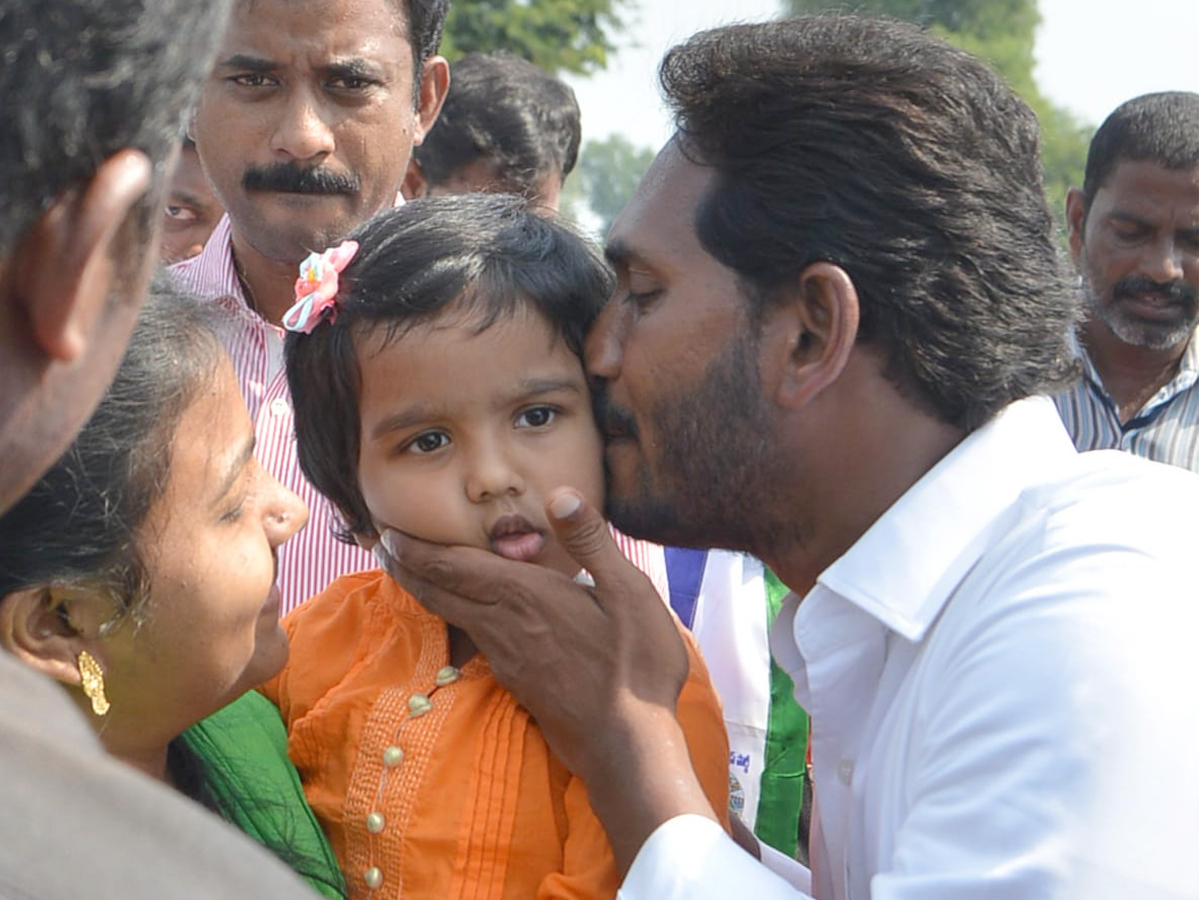 YS Jagan PrajaSankalpaYatra Day 290 Photo Gallery - Sakshi34