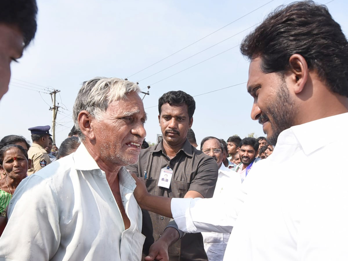 YS Jagan PrajaSankalpaYatra Day 290 Photo Gallery - Sakshi8