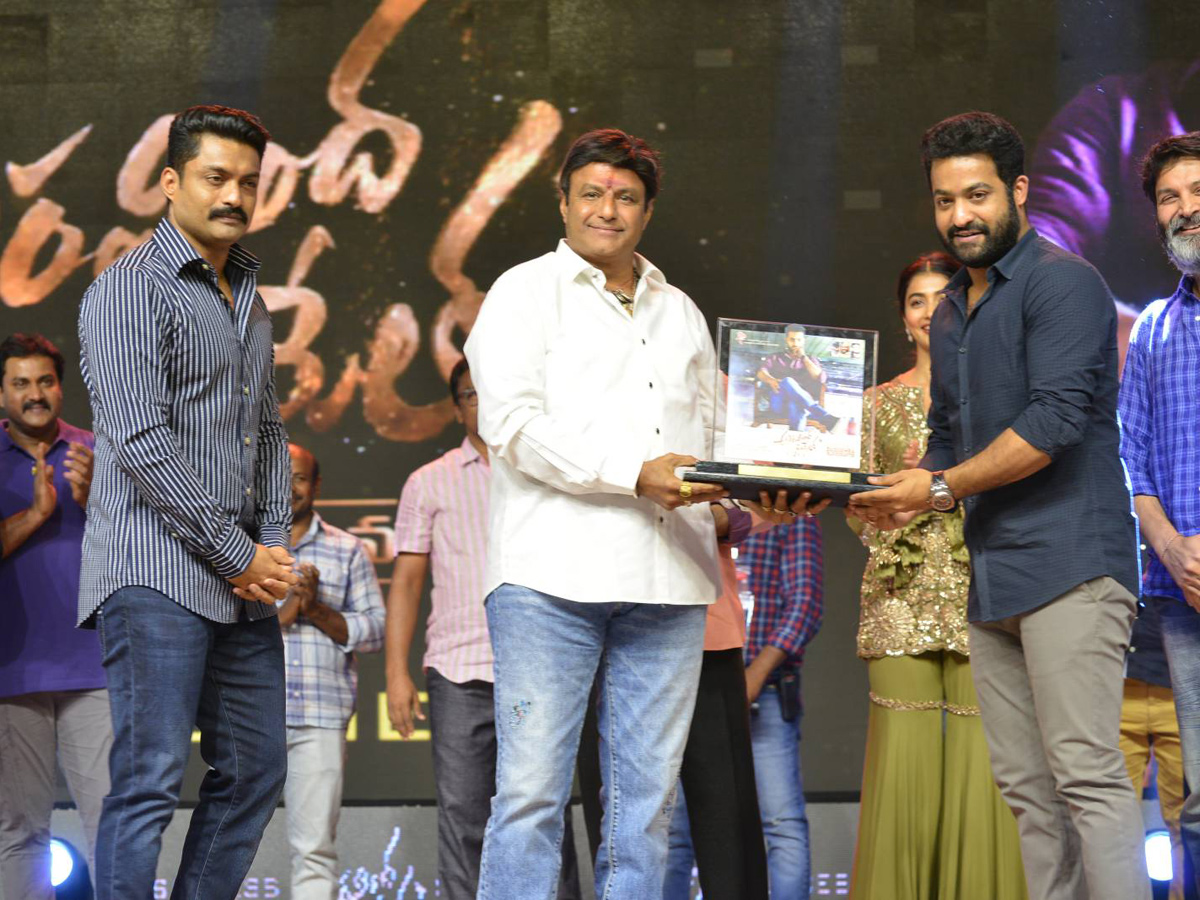 Aravindha Sametha Success Meet Stills Photo Gallery - Sakshi26