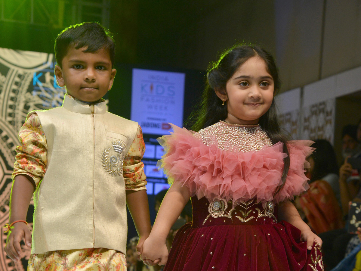 India Kids Fashion Week Season6 Held At Hyderabad - Sakshi5