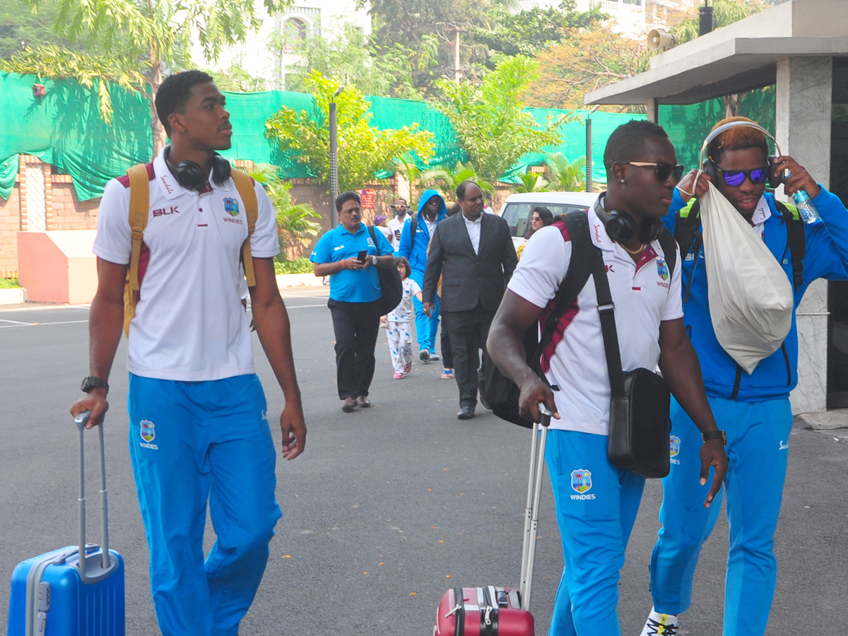 Indian cricket team arrives in Vizag ahead of second ODI Photo Gallery - Sakshi2