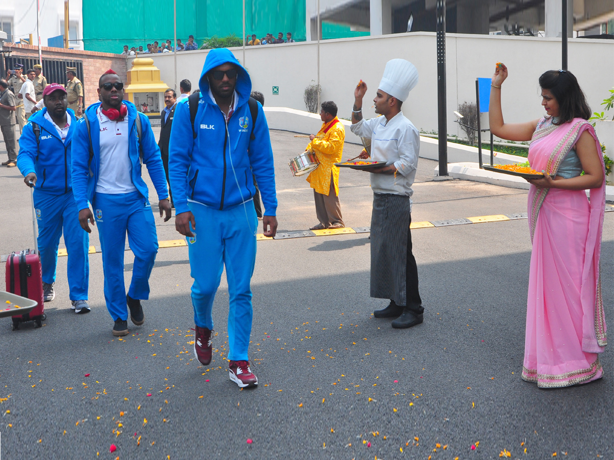 Indian cricket team arrives in Vizag ahead of second ODI Photo Gallery - Sakshi3