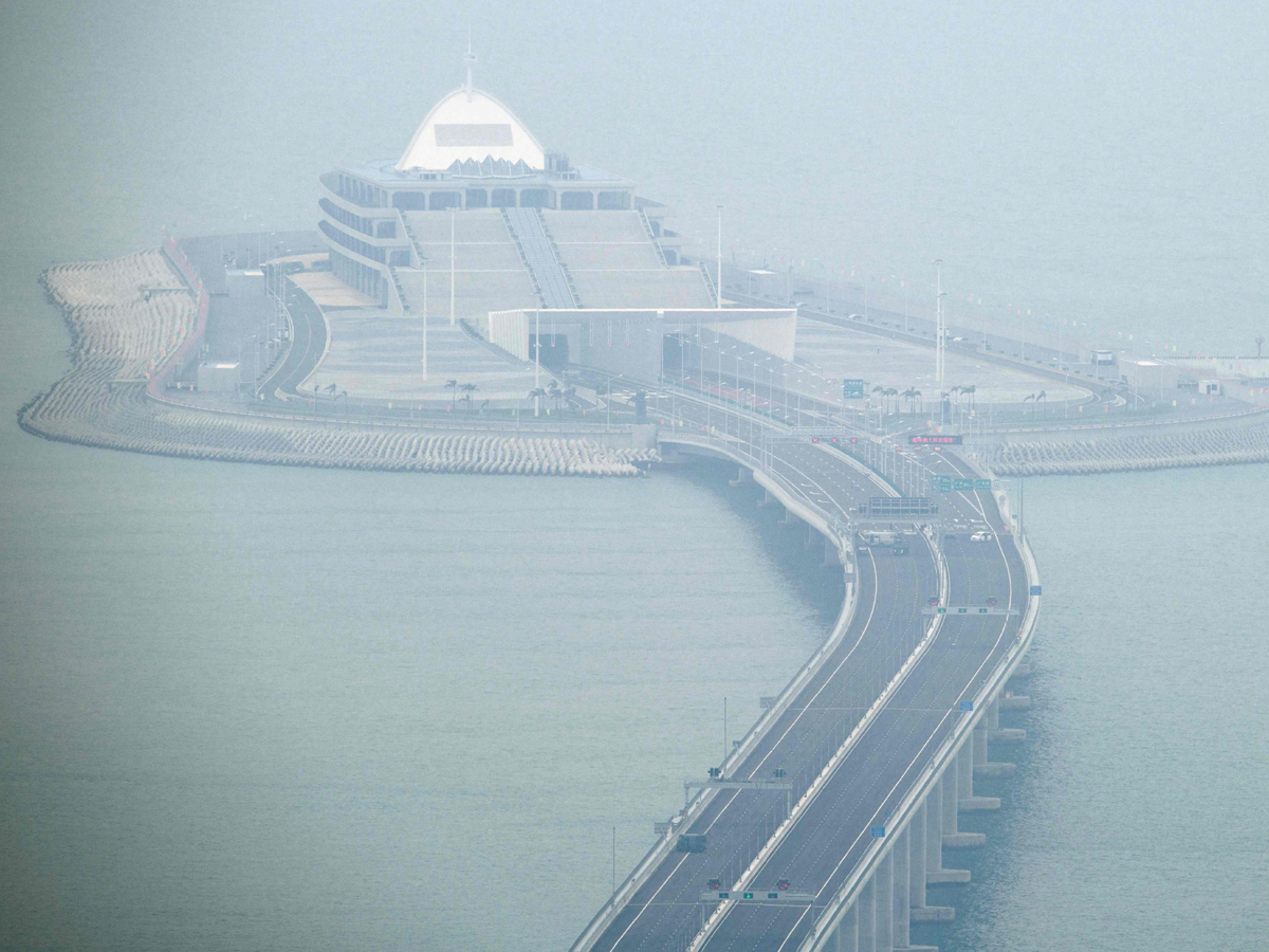 Worlds Longest Sea Crossing Bridge Between Hong Kong and China Photo Gallery - Sakshi19