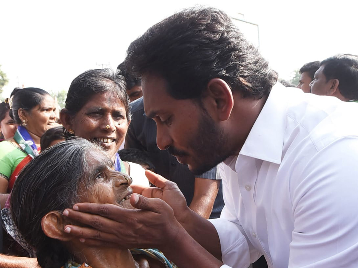 YS jagan padayatra photo gallery - Sakshi3