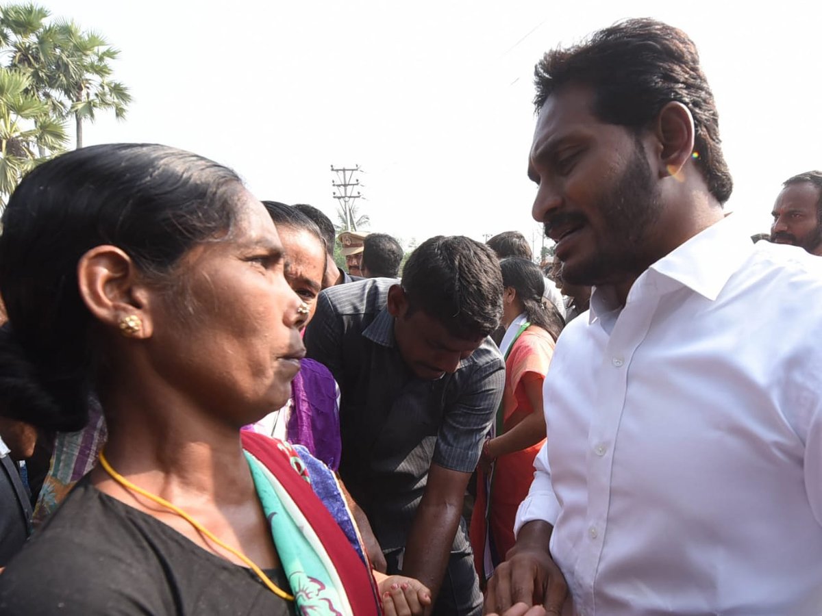 YS jagan padayatra photo gallery - Sakshi9