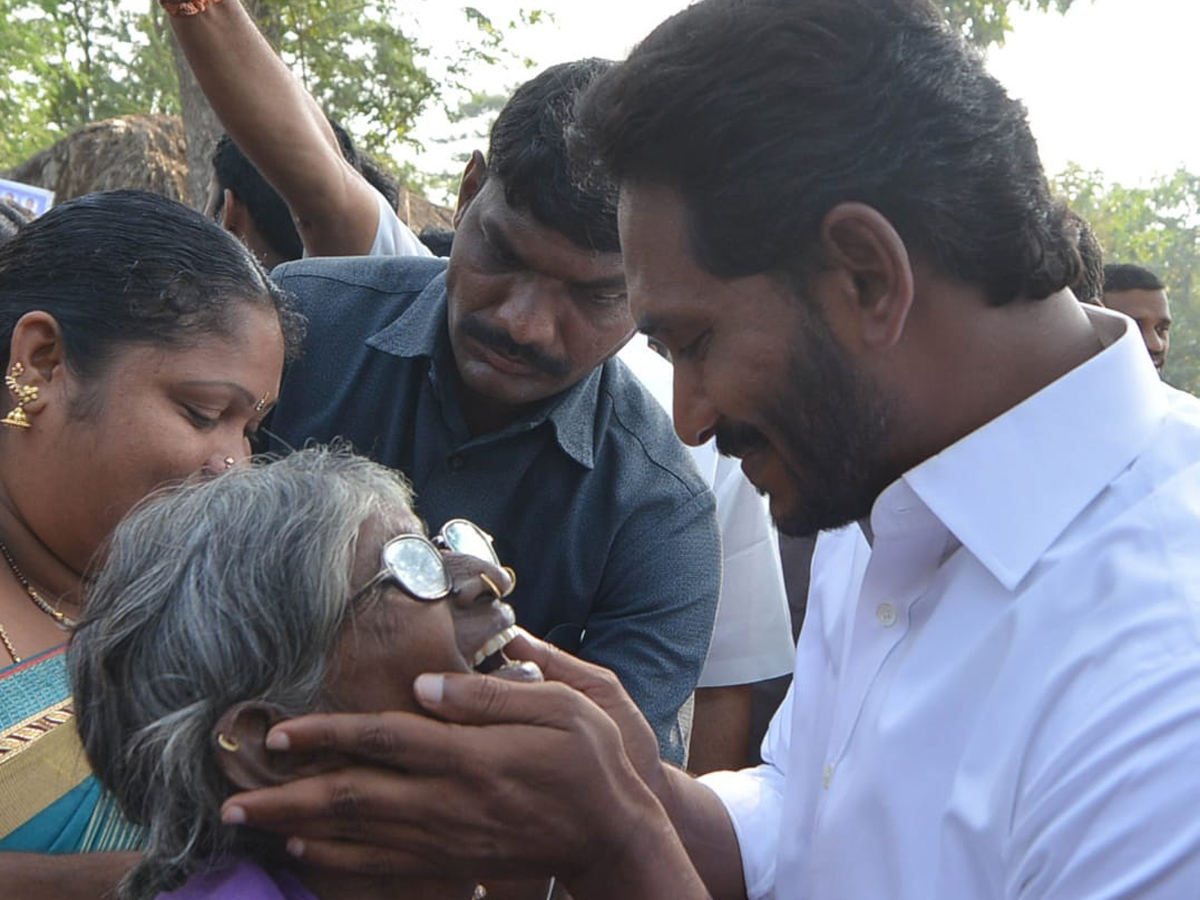 YS jagan padayatra photo gallery - Sakshi20