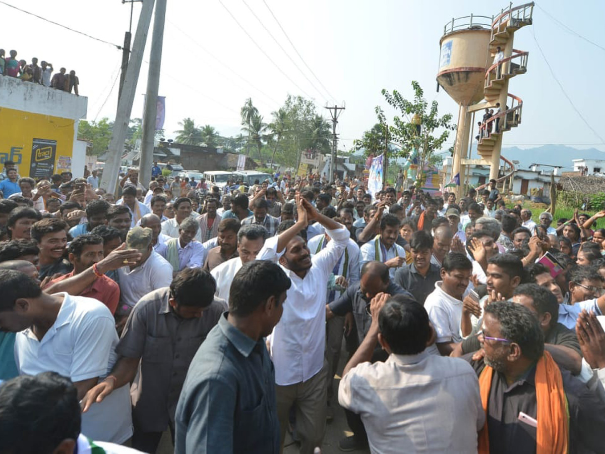 YS jagan padayatra photo gallery - Sakshi21