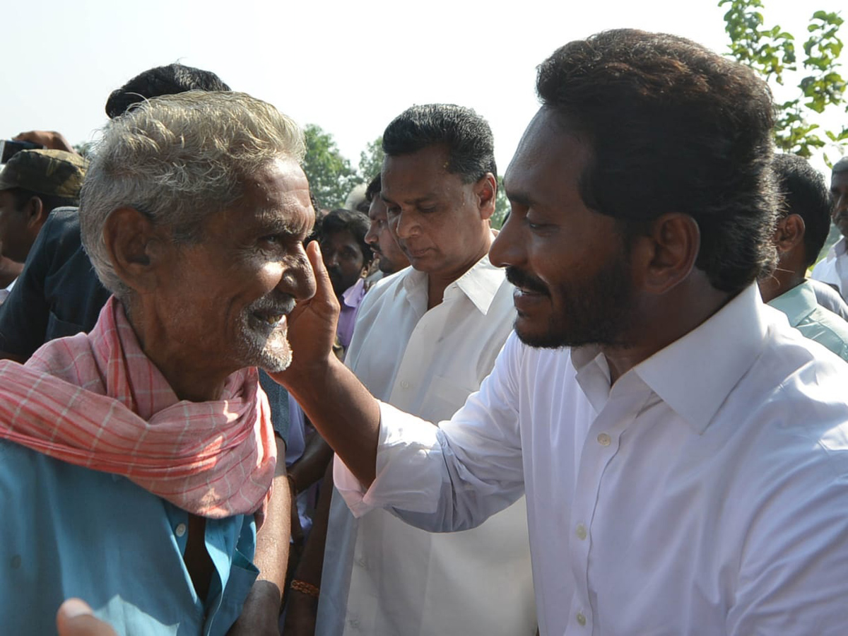 YS jagan padayatra photo gallery - Sakshi22