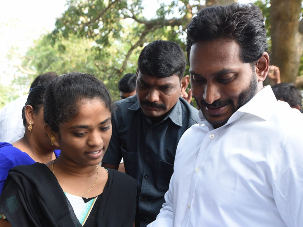 YS jagan padayatra photo gallery - Sakshi26