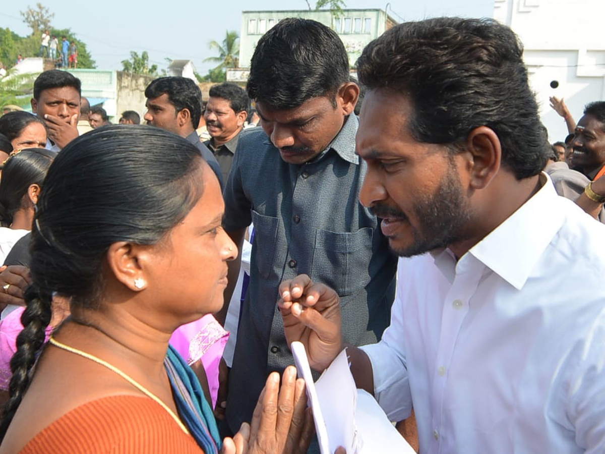 YS jagan padayatra photo gallery - Sakshi5