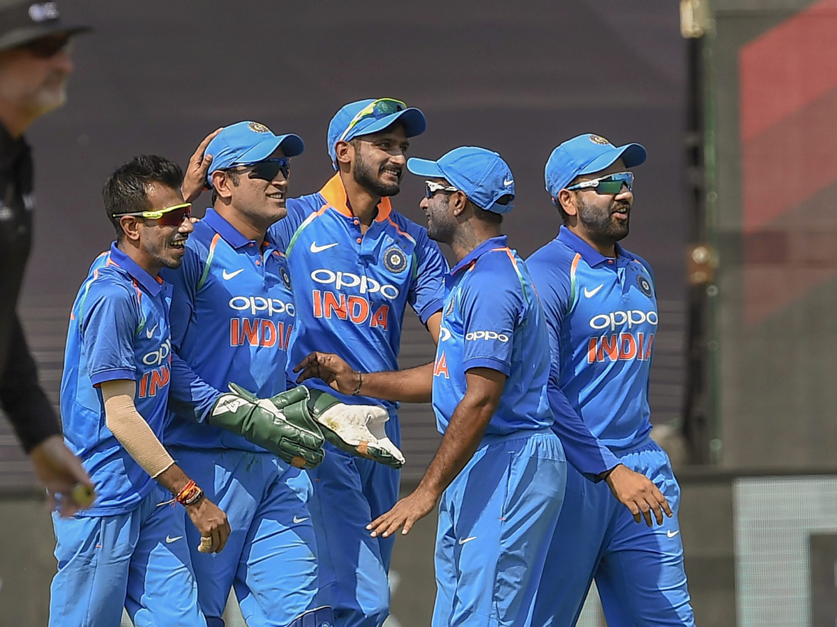 india loss third odi against west indies Photo Gallery - Sakshi18