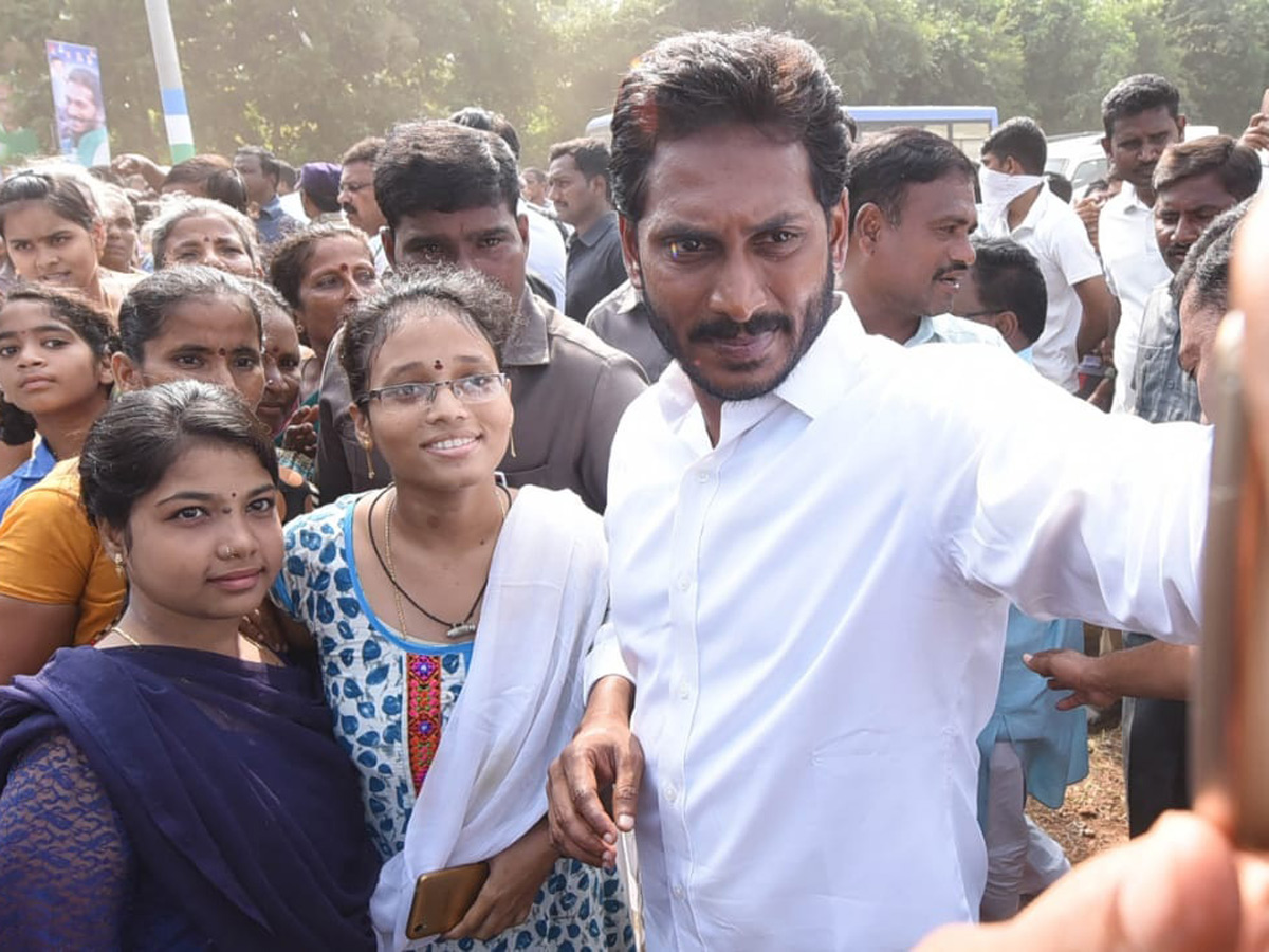 YS jagan padayatra photo gallery - Sakshi6