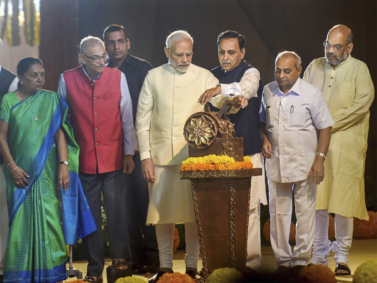 PM Modi Inaugurates Sardar Patel Statue Photo Gallery - Sakshi12