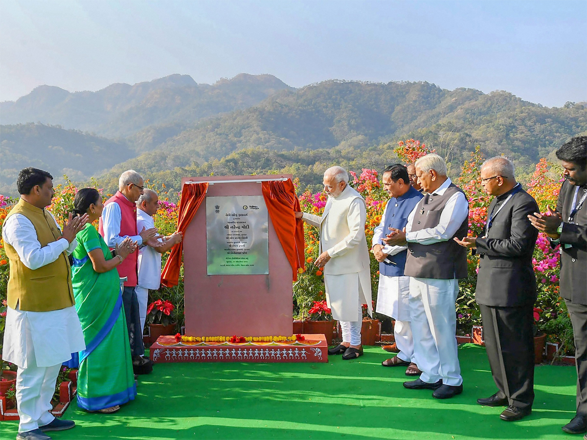 PM Modi Inaugurates Sardar Patel Statue Photo Gallery - Sakshi19