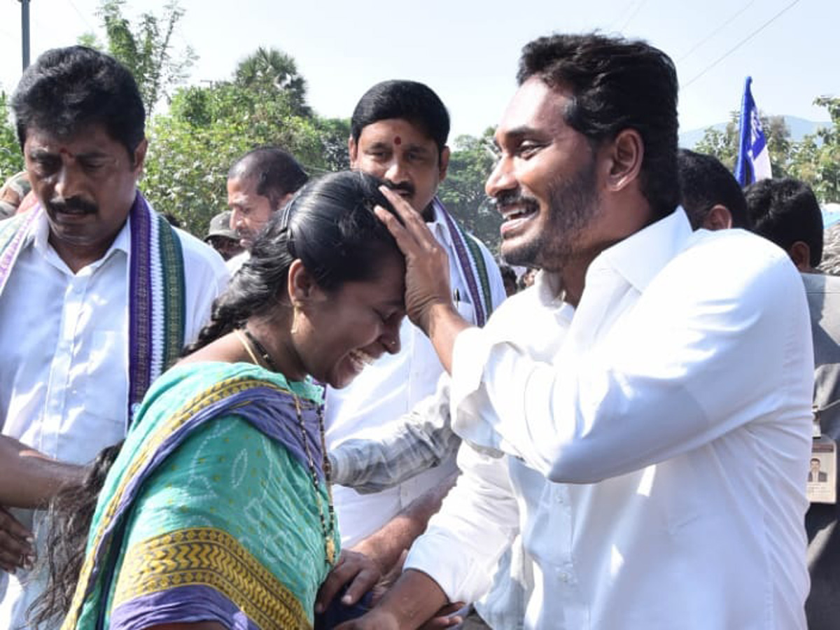 YS jagan padayatra photo gallery - Sakshi3