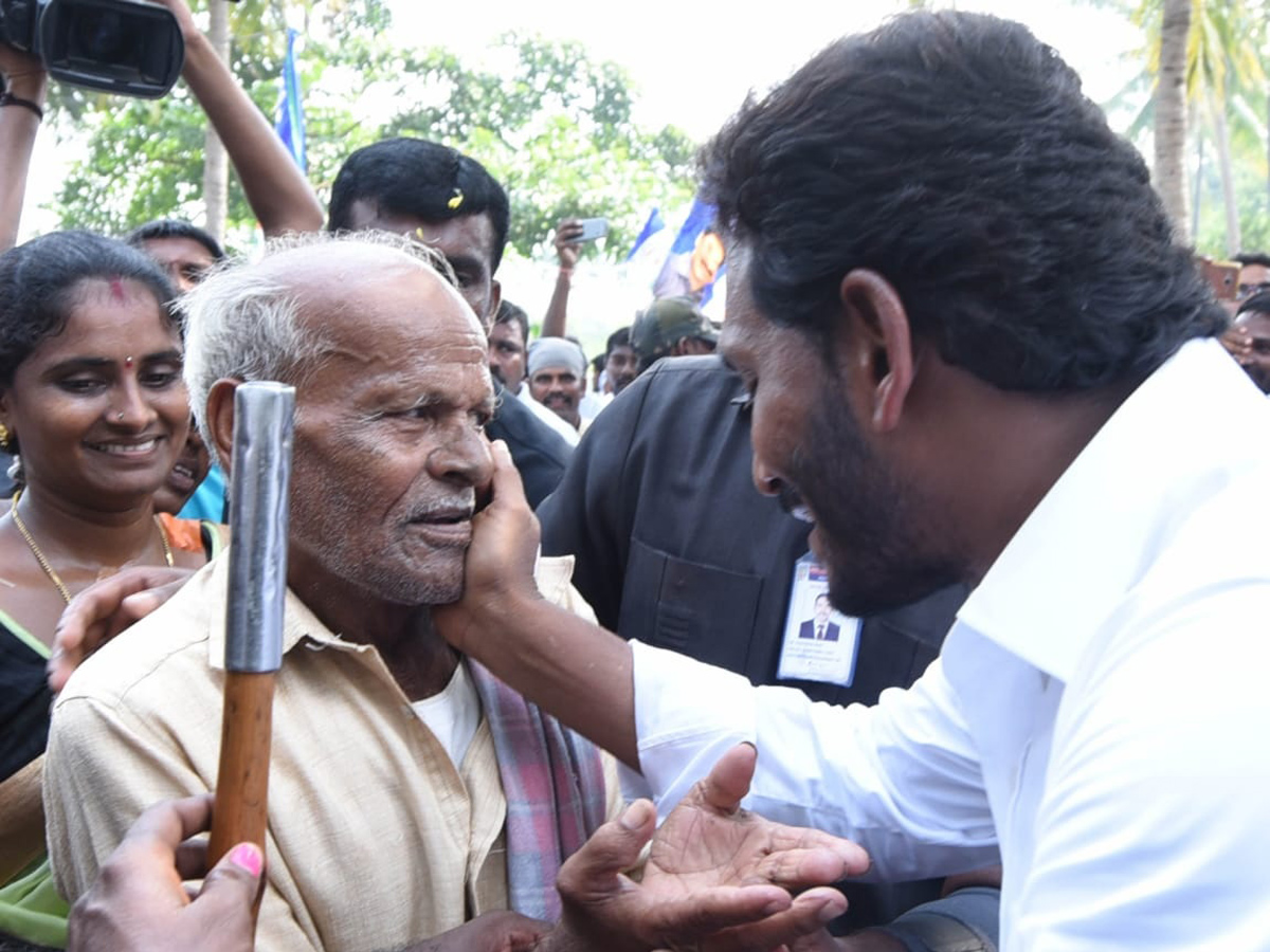 YS jagan padayatra photo gallery - Sakshi6