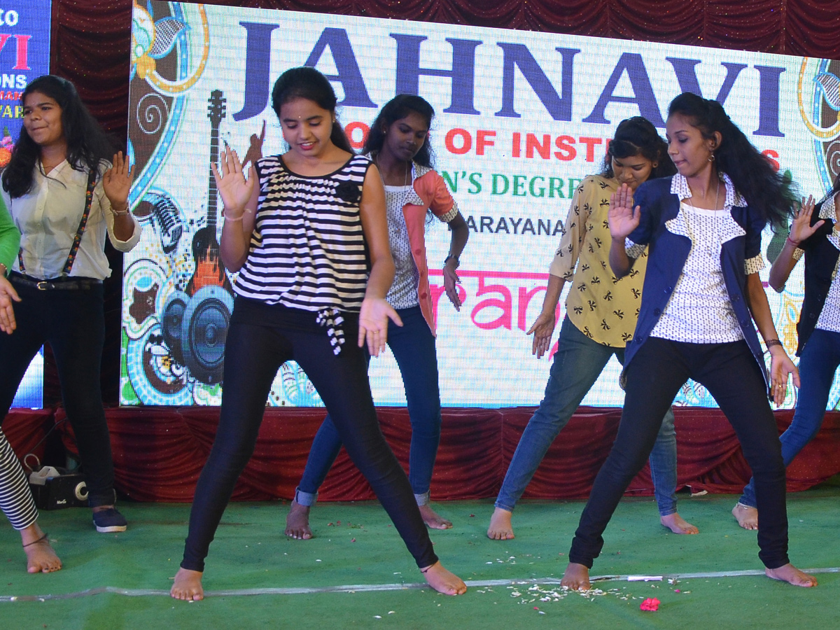 Jahnavi Womens Degree College Freshers Day Celebrations Photo Gallery - Sakshi5