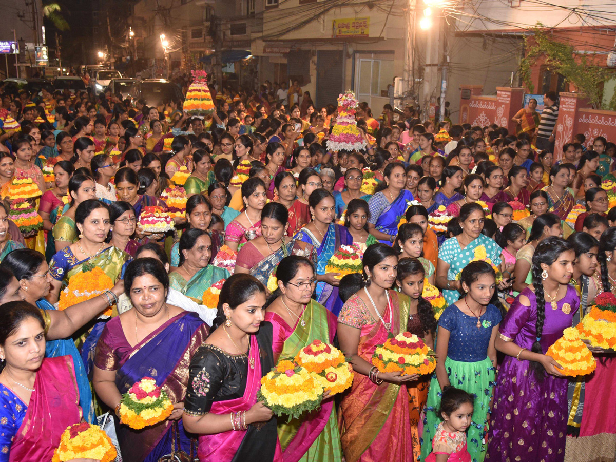 Bathukamma Festival Celebrations In Kukatpally Photo Gallery - Sakshi2