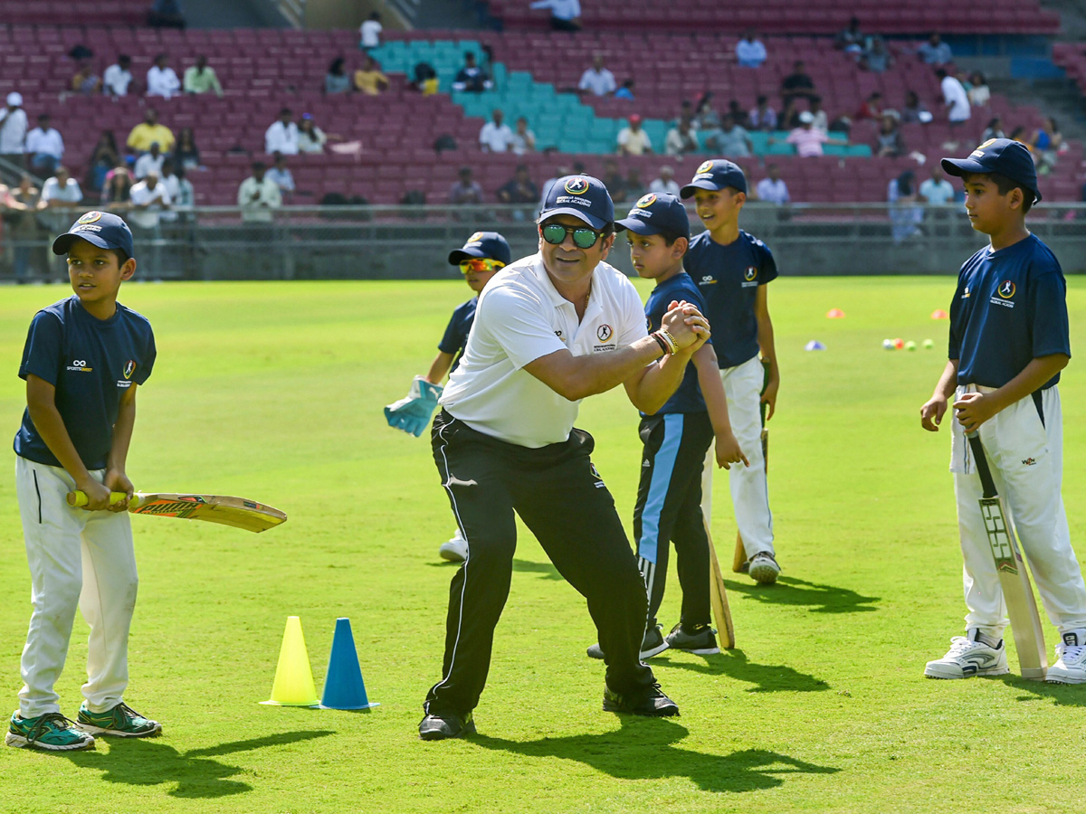 Sachin Tendulkar Middlesex Global Academy in Mumbai Photo Gallery - Sakshi1