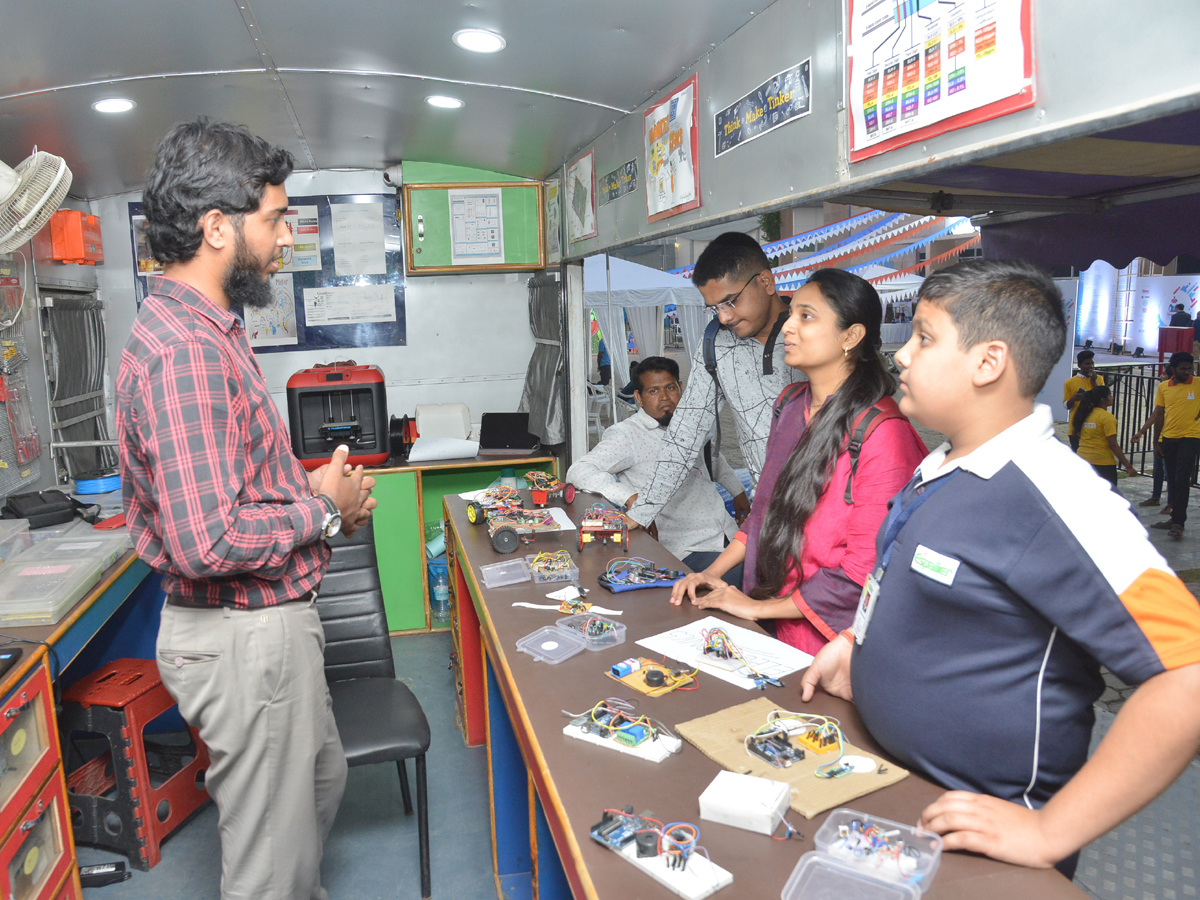 Maker fair Photo Gallery - Sakshi2