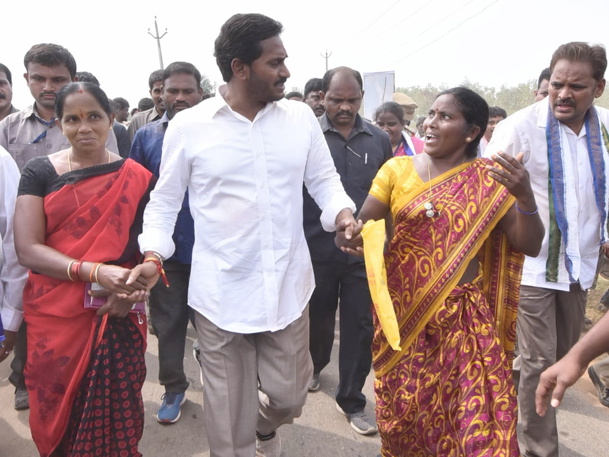 YS Jagan PrajaSankalpaYatra Day 295th Photo Gallery - Sakshi29