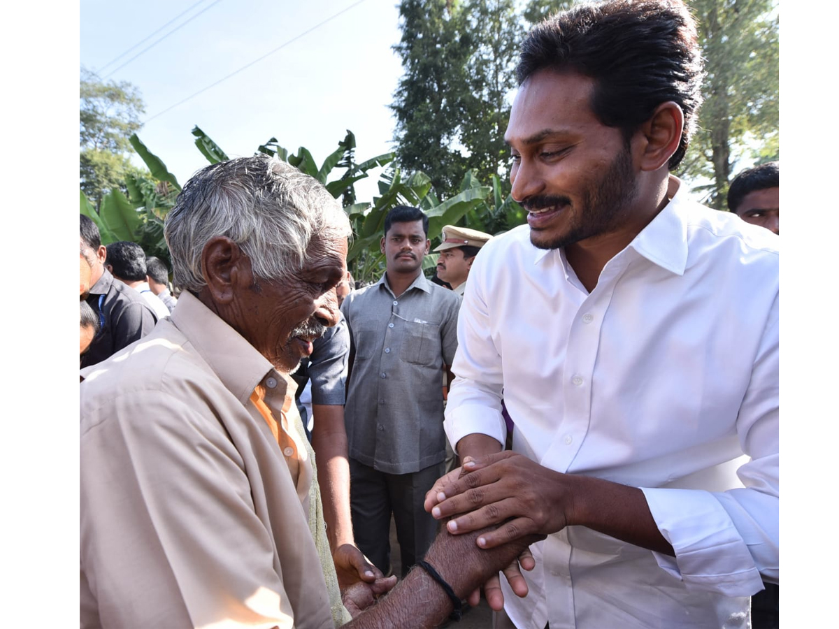 YS Jagan PrajaSankalpaYatra Day 296th Photo Gallery - Sakshi6