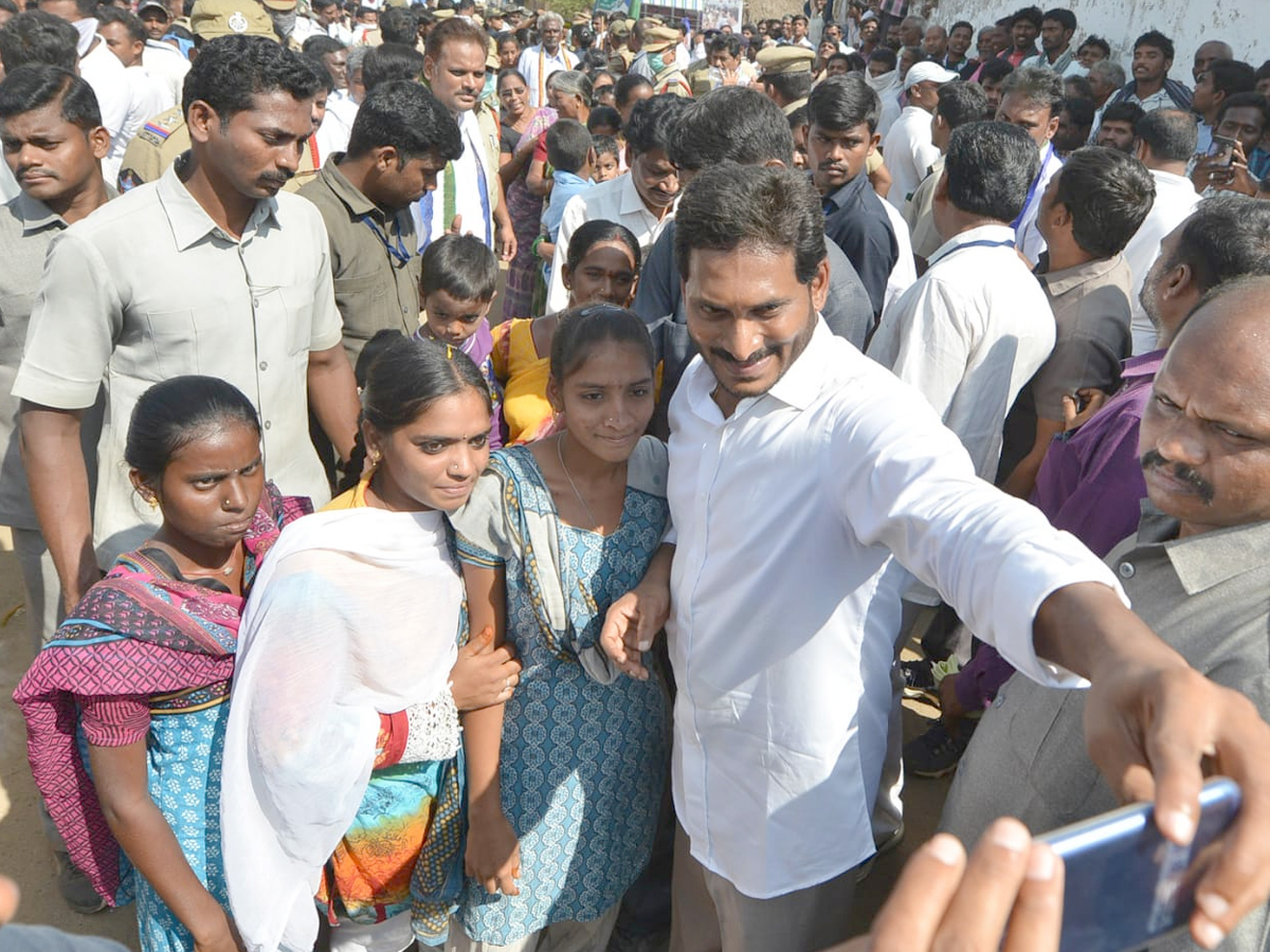 YS Jagan PrajaSankalpaYatra Day 296th Photo Gallery - Sakshi28