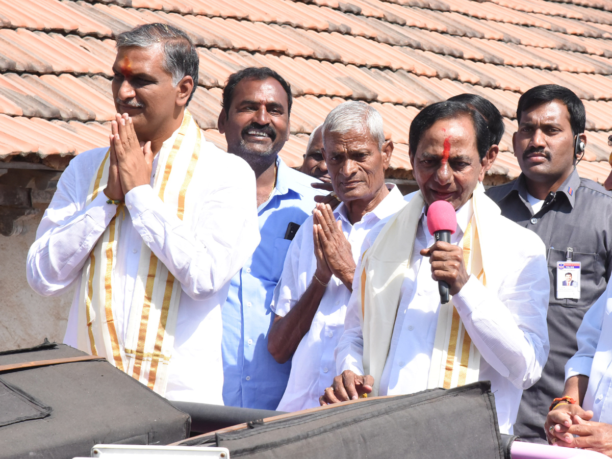 KCR And Harish Rao File Nomination Papers Photo Gallery - Sakshi12