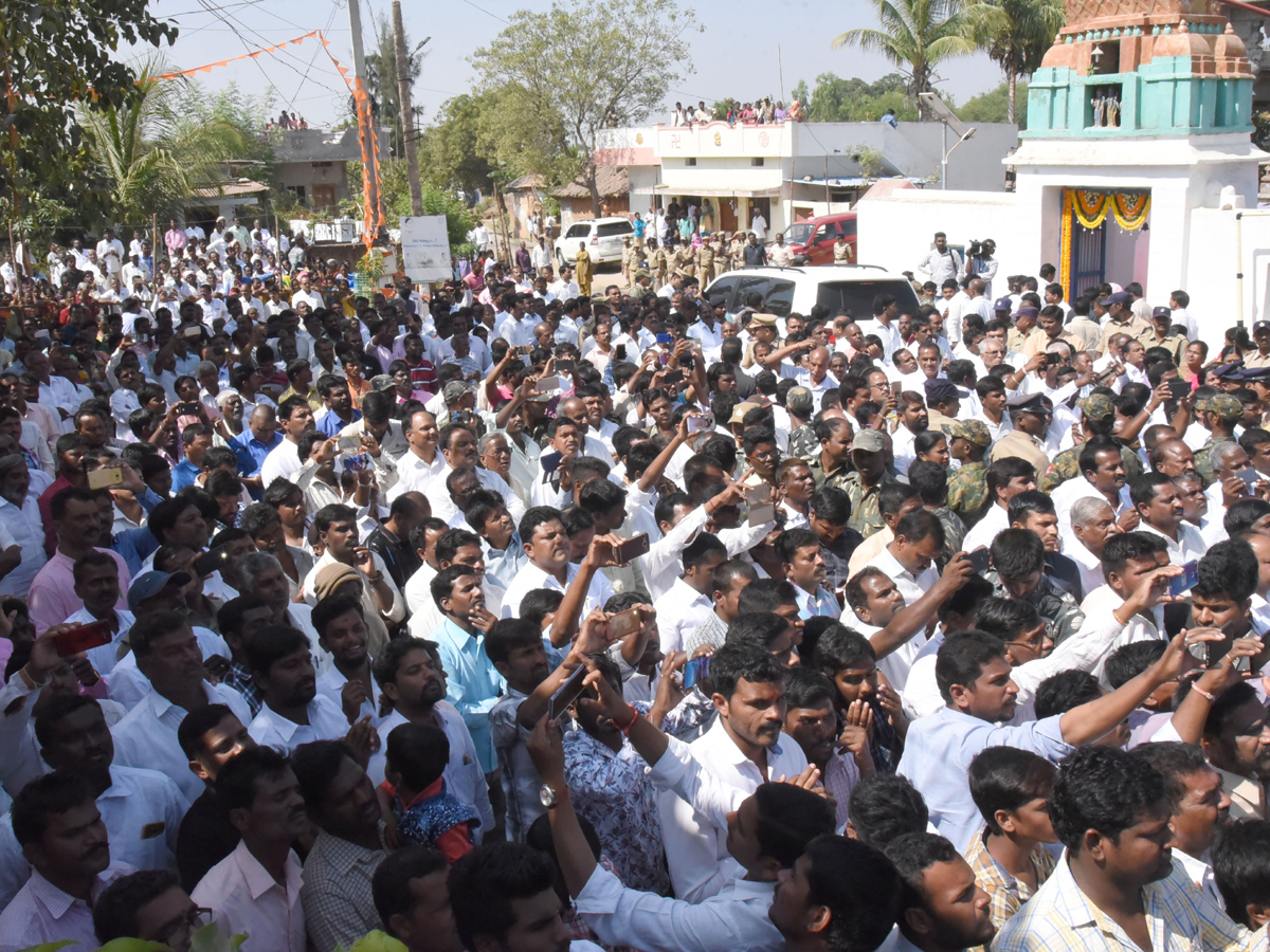 KCR And Harish Rao File Nomination Papers Photo Gallery - Sakshi19